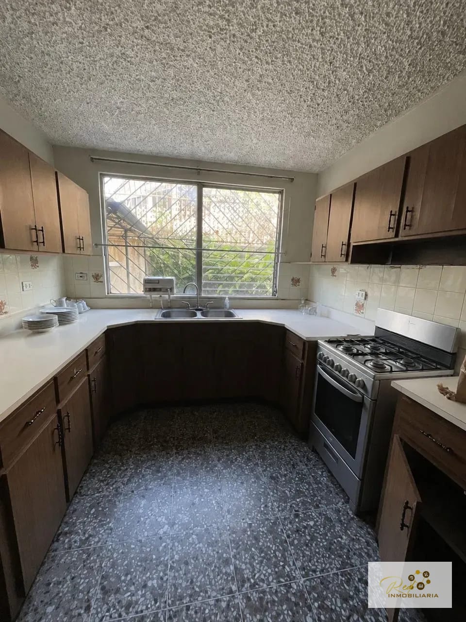 🏡 Casa en venta — Residenciales Mariscal, Zona 11 — Casa en Venta en Zona 11, Guatemala, Ciudad — foto 7 de 13