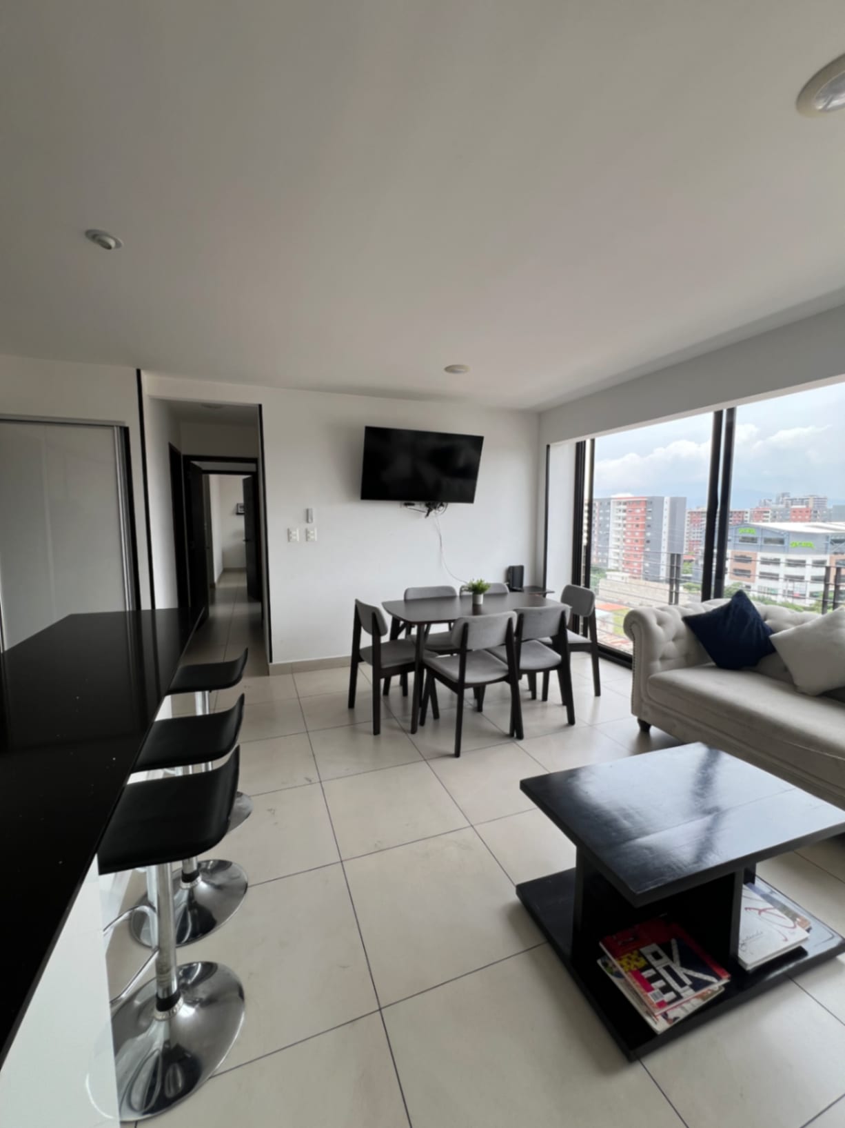 BE14 / APARTAMENTO EN RENTA DE 3 HABITACIONES — Apartamento en Alquiler en Be14, Zona 14, Guatemala, Ciudad — foto 4 de 11