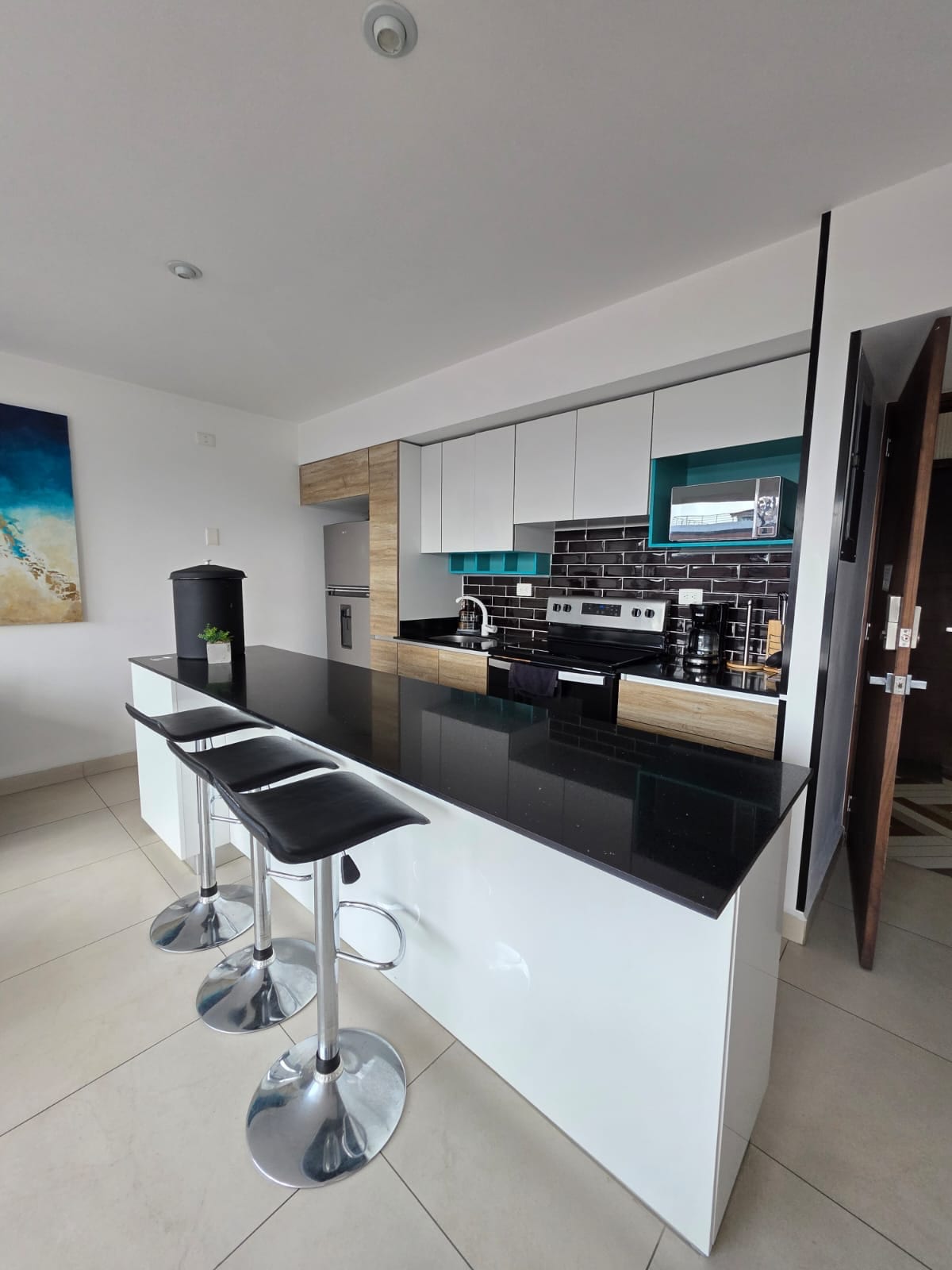 BE14 / APARTAMENTO EN RENTA DE 3 HABITACIONES — Apartamento en Alquiler en Be14, Zona 14, Guatemala, Ciudad — foto 1 de 11