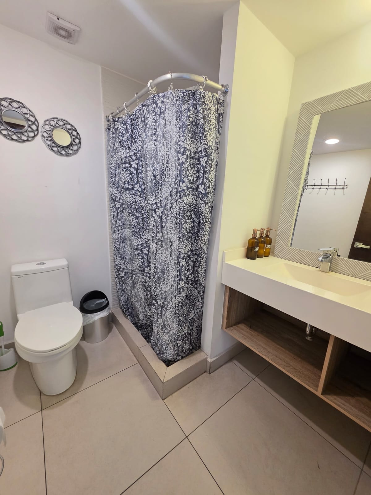 BE14 / APARTAMENTO EN RENTA DE 3 HABITACIONES — Apartamento en Alquiler en Be14, Zona 14, Guatemala, Ciudad — foto 7 de 11