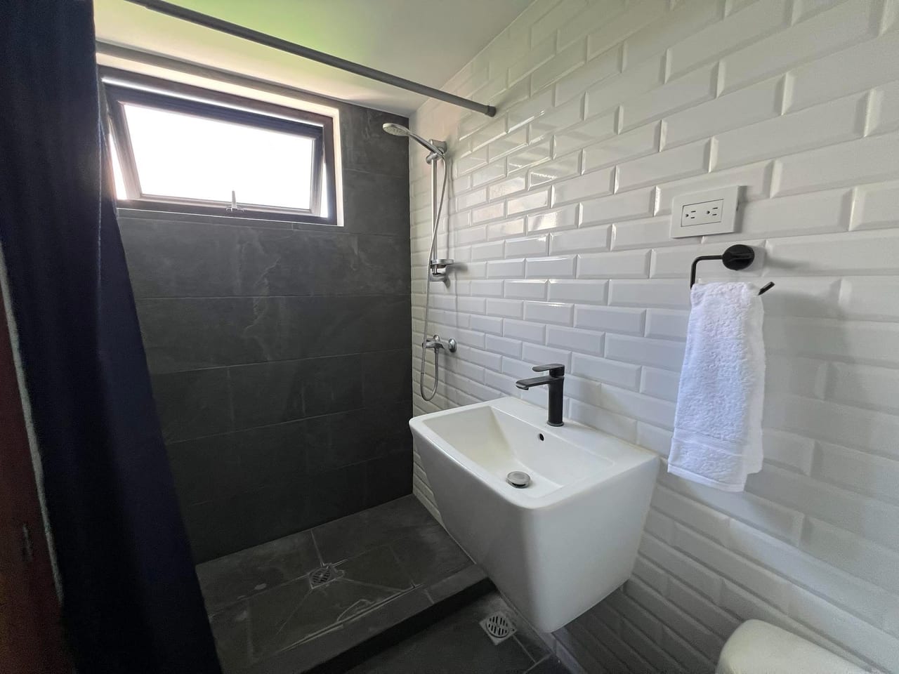 BE14 / Apartamento en Venta / Amueblado de 1 Habitación — Apartamento en Alquiler en Be14, Zona 14, Guatemala, Ciudad — foto 3 de 8