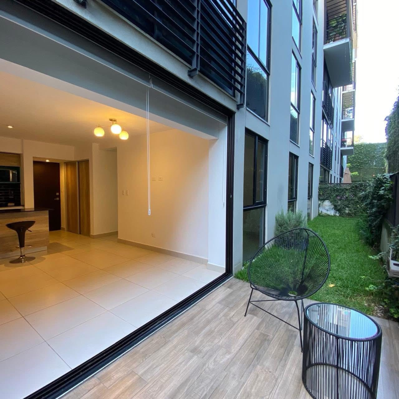 BE14 / Apartamento en Venta de 3 Habitaciones y Jardín — Apartamento en Venta en Be14, Zona 14, Guatemala, Ciudad — foto 1 de 10