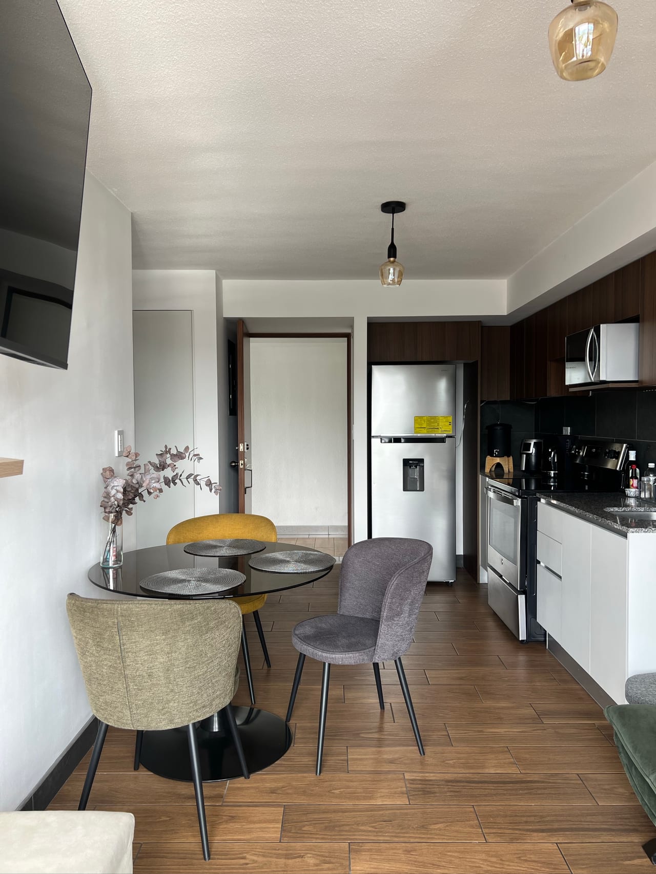 BE14 / Apartamento en Venta / Amueblado de 1 Habitación — Apartamento en Alquiler en Be14, Zona 14, Guatemala, Ciudad — foto 4 de 8