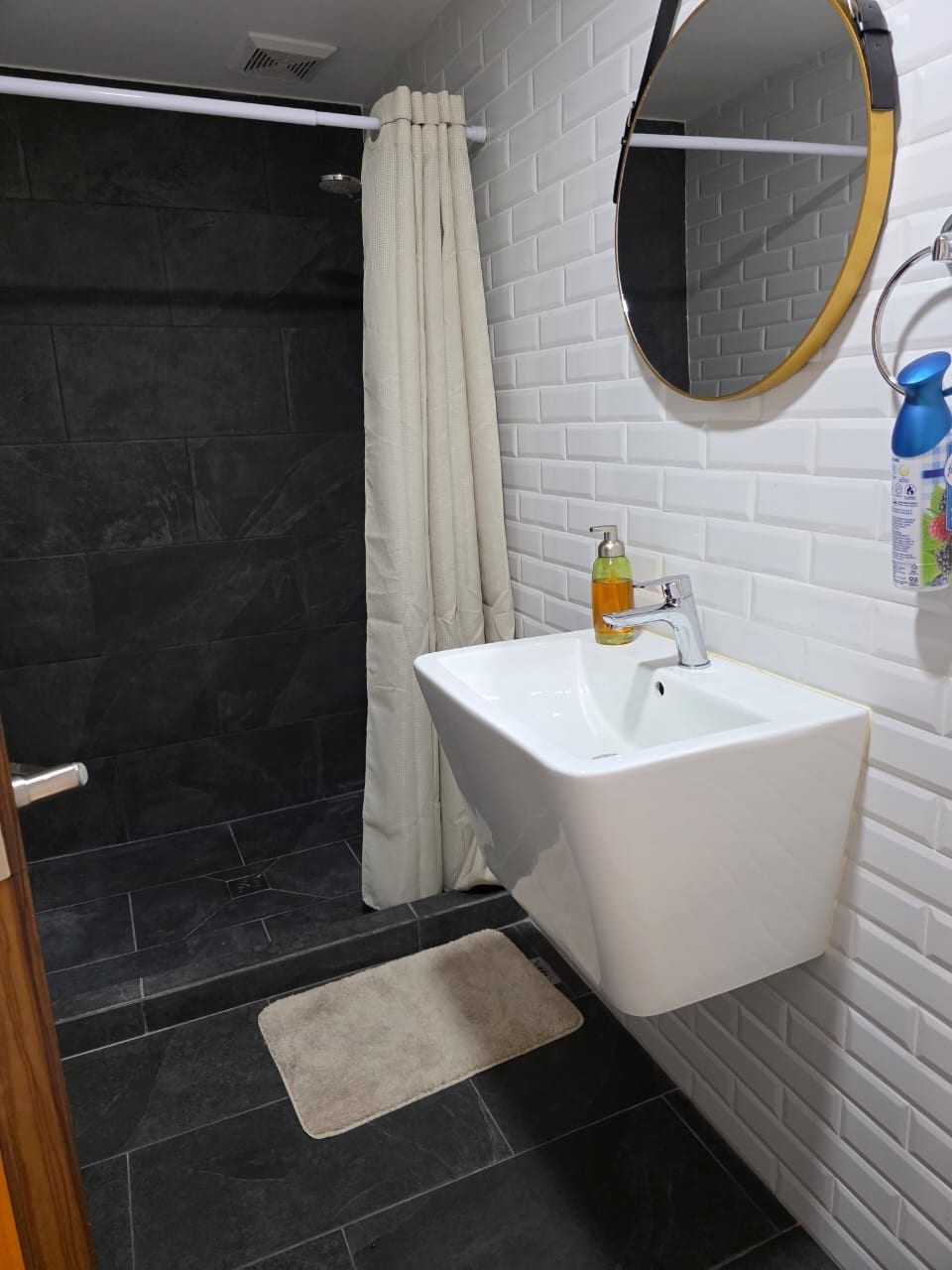 BE14 / Apartamento Amueblado de 1 Habitación — Apartamento en Alquiler en Be14, Zona 14, Guatemala, Ciudad — foto 7 de 14