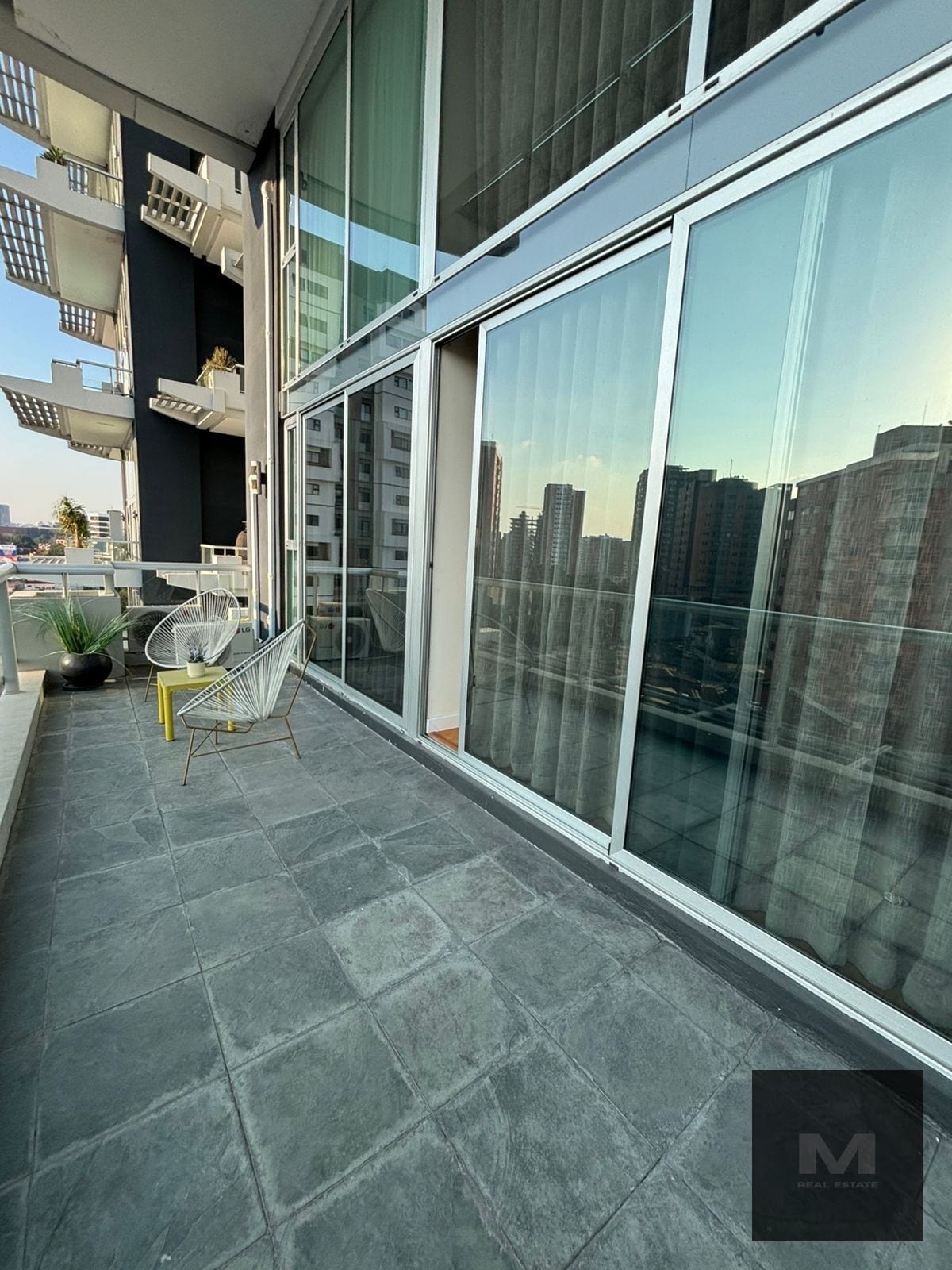 🏙️ Apartamento Amueblado en Renta Zona 10 (+1) — Apartamento en Alquiler en Atrium, Zona 10, Guatemala, Ciudad — foto 6 de 10