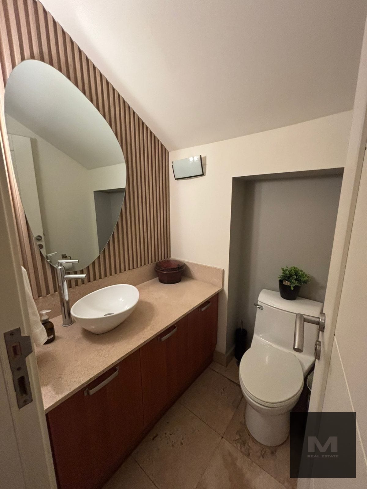 🏙️ Apartamento Amueblado en Renta Zona 10 (+1) — Apartamento en Alquiler en Atrium, Zona 10, Guatemala, Ciudad — foto 9 de 10