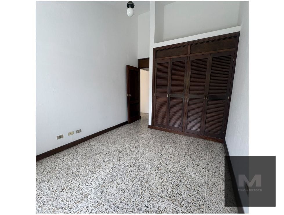 🏠 Casa Comercial en Renta Zona 15 (+1) — Oficina en Alquiler en Vista Hermosa II, Zona 15, Guatemala, Ciudad — foto 6 de 10