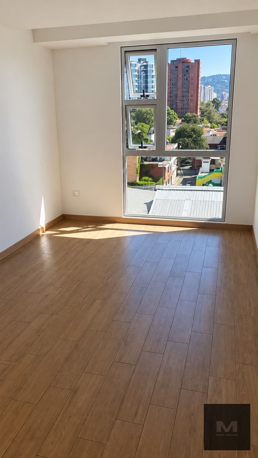 🏙️ Apartamento en Renta Zona 10 (+1) — Apartamento en Alquiler en City Haus, Zona 10, Guatemala, Ciudad — foto 8 de 9