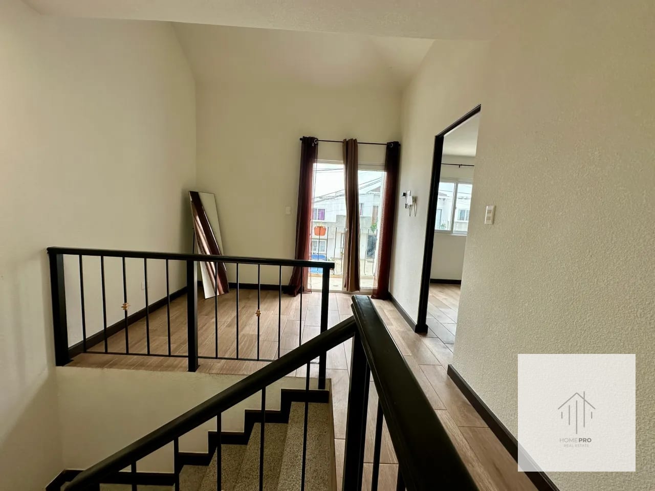 Casa Semi Amueblada en Venta en San José Pinula — Casa en Venta en Condado Florenza, San José Pinula, Guatemala, Ciudad — foto 7 de 17
