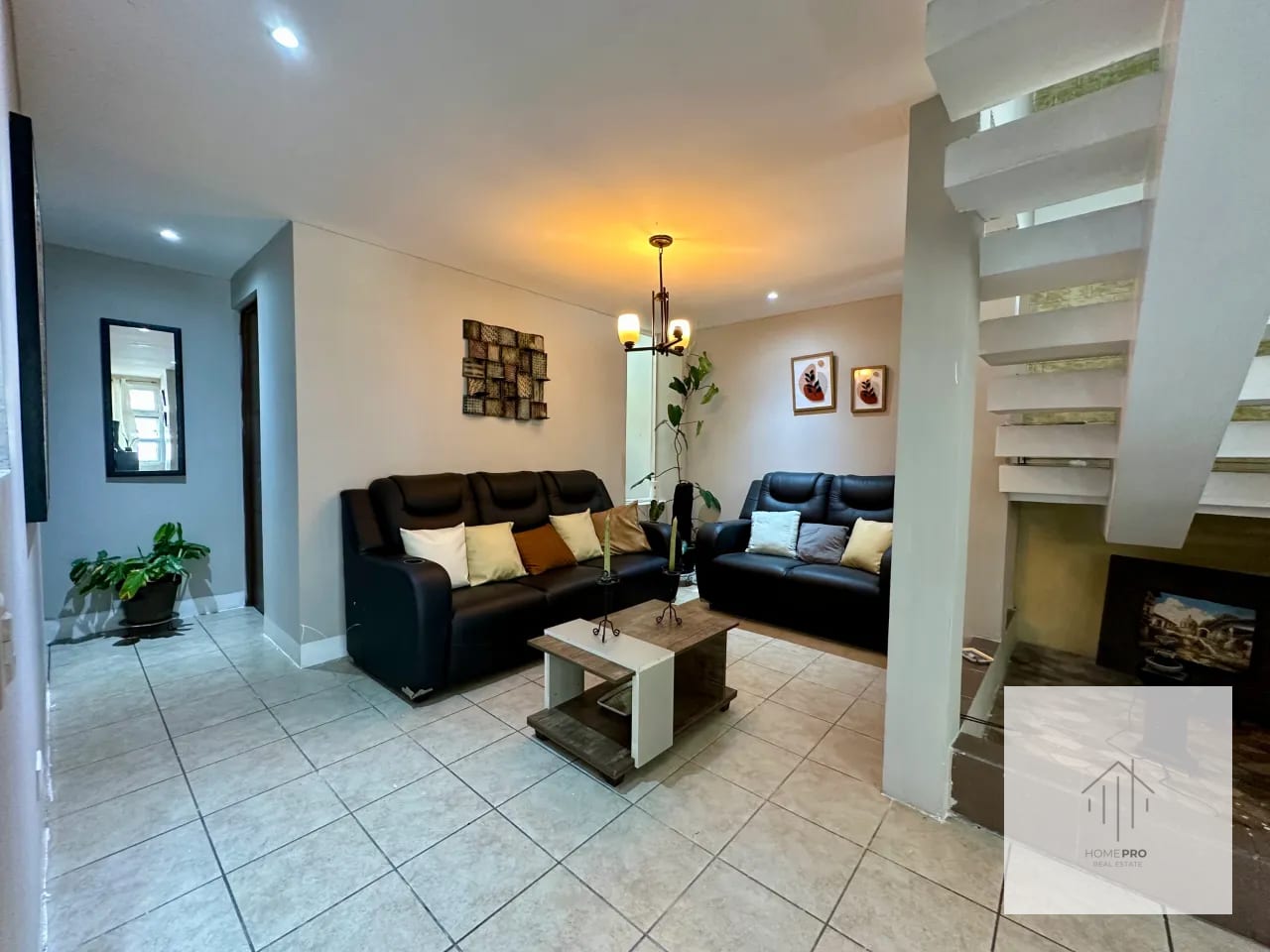 Casa en Venta en Condominio en Zona 11 — Casa en Venta en Zona 11, Guatemala, Ciudad — foto 2 de 17