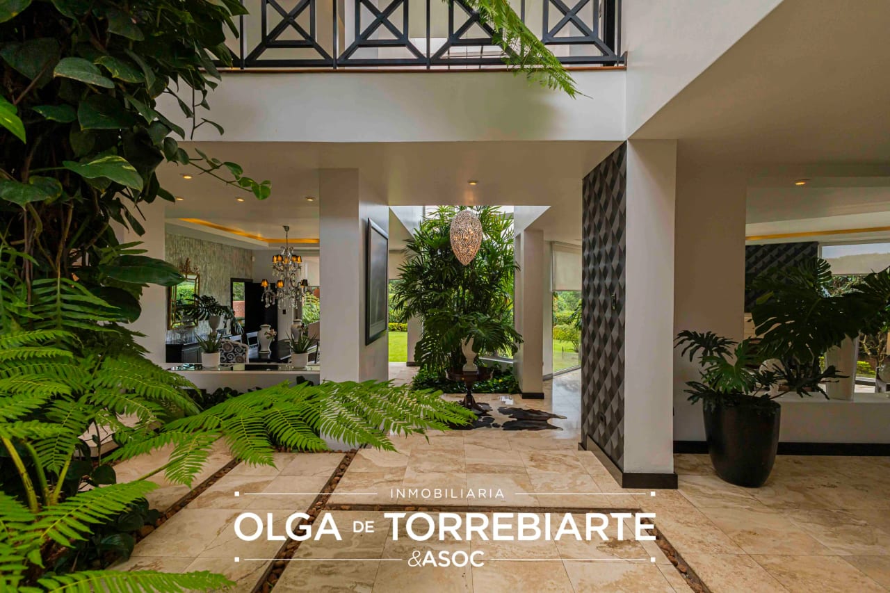 Casa en Condominio Monticello — Casa en Venta en Residencial Puerta Parada, Carretera a El Salvador, Guatemala, Ciudad — foto 4 de 17