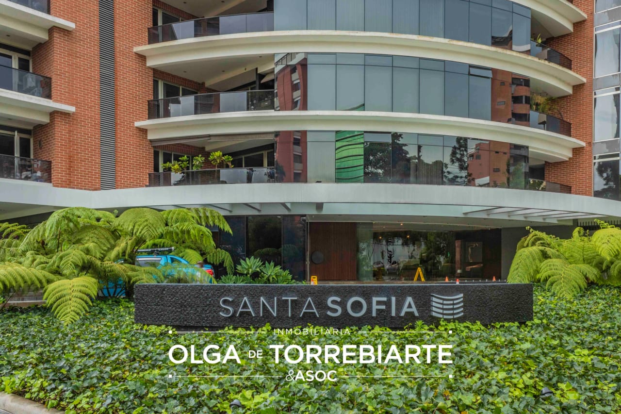Apartamento amueblado en Santa Sofía — Apartamento en Alquiler en Santa Sofía, Zona 10, Guatemala, Ciudad — foto 1 de 7
