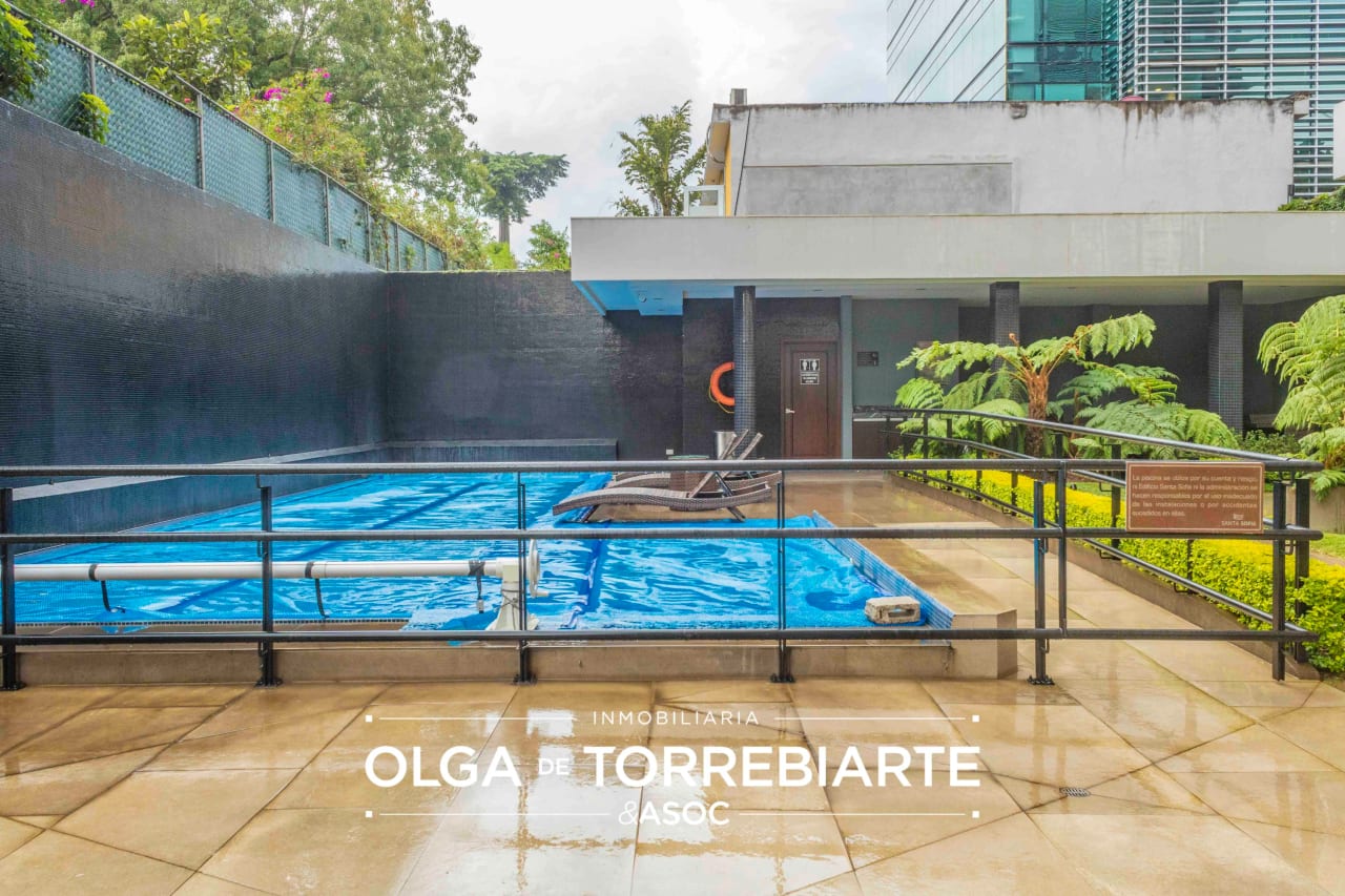 Apartamento amueblado en Santa Sofía — Apartamento en Alquiler en Santa Sofía, Zona 10, Guatemala, Ciudad — foto 3 de 7