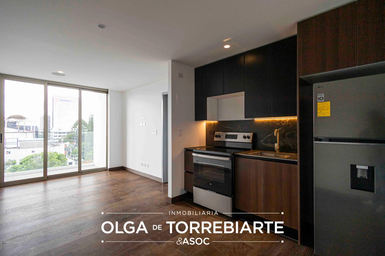 Apartamento en Atarah, Zona 10 — Apartamento en Alquiler en Atarah, Zona 10, Guatemala, Ciudad — foto 1 de 8