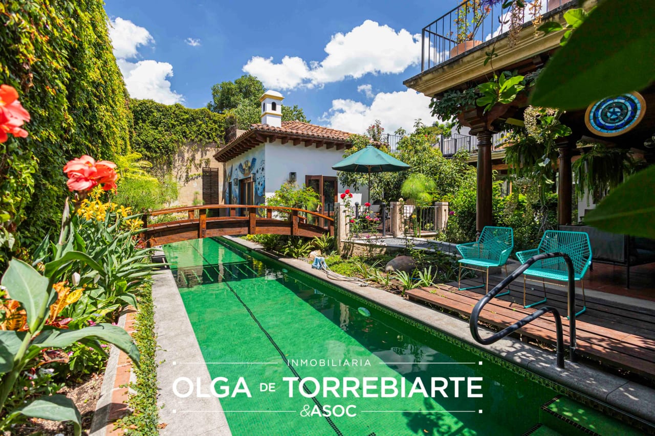 Casa con piscina en Condominio Ermita de Santa Lucía — Casa en Venta en Antigua, Sacatepéquez — foto 5 de 17