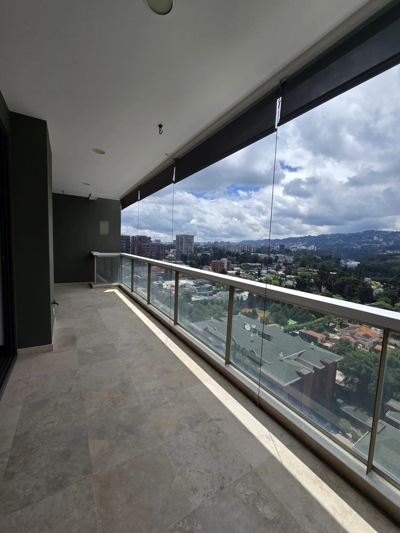 Se Alquila/Vende Apto. Tiffany Quinta, Zona 14. — Apartamento en Venta en Tiffany 5ta Avenida, Zona 14, Guatemala, Ciudad — foto 13 de 17