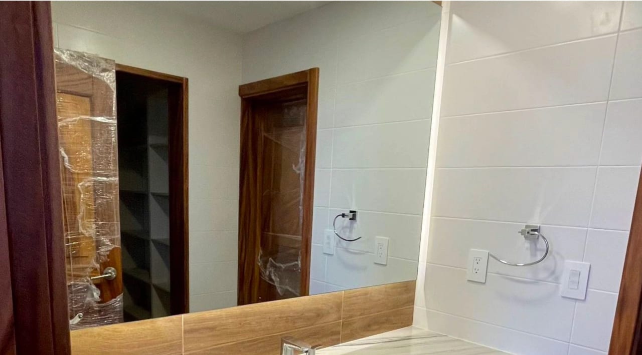 Se Aquila Apto. Amueblado Villa Real, Zona 10. — Apartamento en Alquiler en Villareal, Zona 10, Guatemala, Ciudad — foto 6 de 10