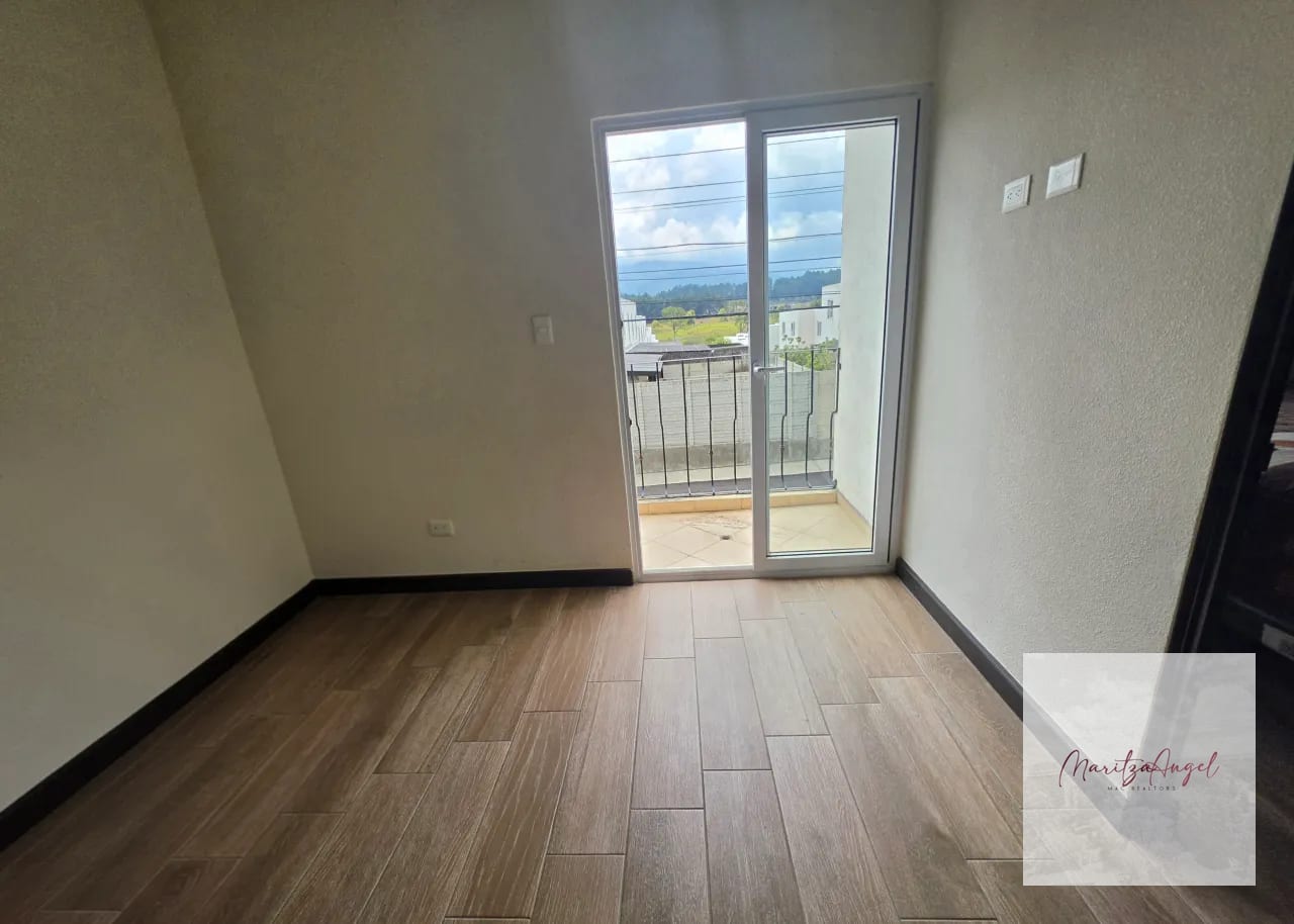 VENTA DE CASA EN CONDADO ALMERIA, SAN JOSE PINULA . — Casa en Venta en San José Pinula, Guatemala, Ciudad — foto 6 de 15