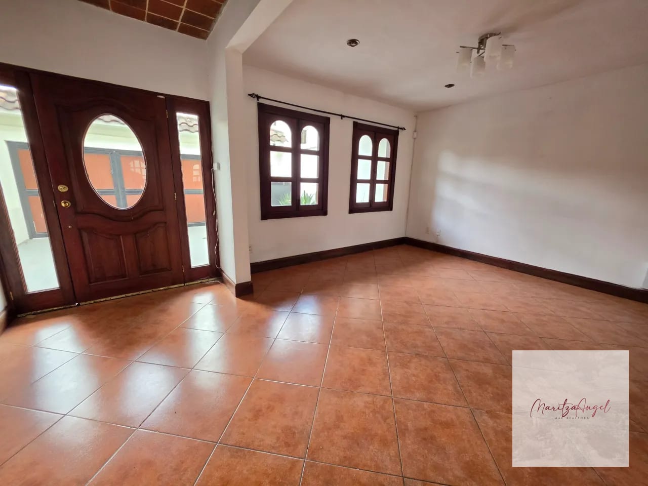 CASA EN VENTA EN LA ANTIGUA — Casa en Venta en Antigua, Sacatepéquez — foto 9 de 14