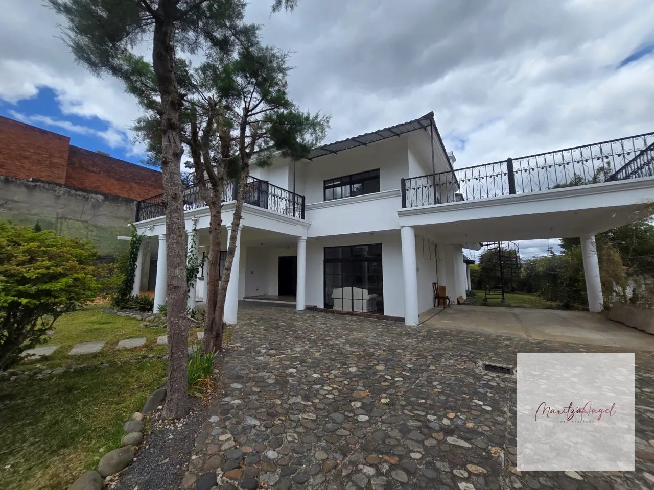 Casa en Renta en Zona 16 — Casa en Alquiler en La Montaña, Zona 16, Guatemala, Ciudad — foto 3 de 15