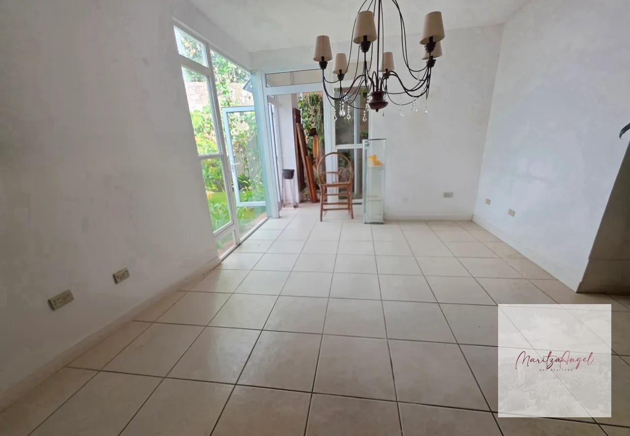 Casa en Renta en Zona 16 — Casa en Alquiler en Zona 16, Guatemala, Ciudad — foto 1 de 14