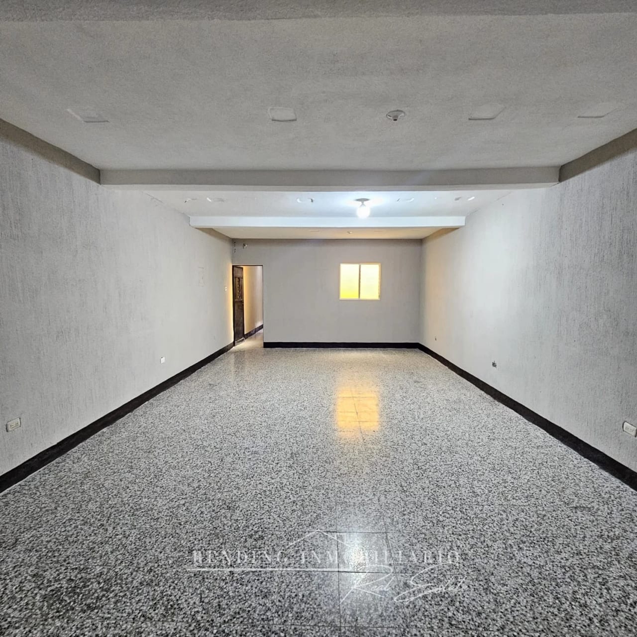 Casa en venta en zona 7 Quinta Samayoa 5 habitaciones + 250 Metros2 de construcción — Casa en Venta en Quinta Samayoa, Zona 7, Guatemala, Ciudad — foto 9 de 13