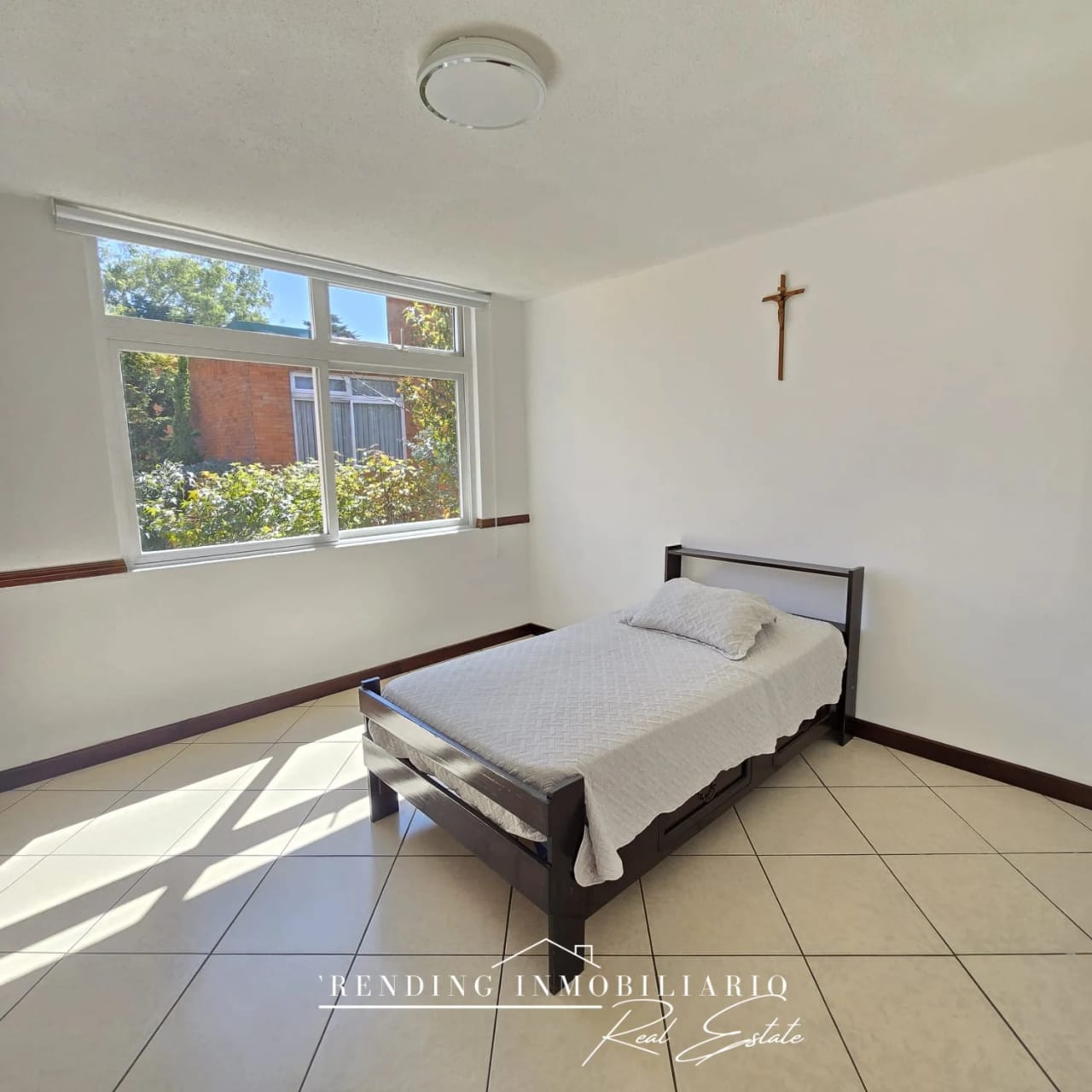 Casa en renta zona 16 Kanajuyú Alta Bosque de 3 habitaciones + 2 parqueos — Casa en Alquiler en Zona 15, Guatemala, Ciudad — foto 9 de 13
