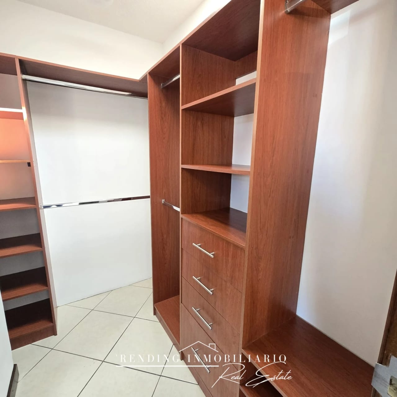 Casa en renta zona 16 Kanajuyú Alta Bosque de 3 habitaciones + 2 parqueos — Casa en Alquiler en Zona 15, Guatemala, Ciudad — foto 13 de 13