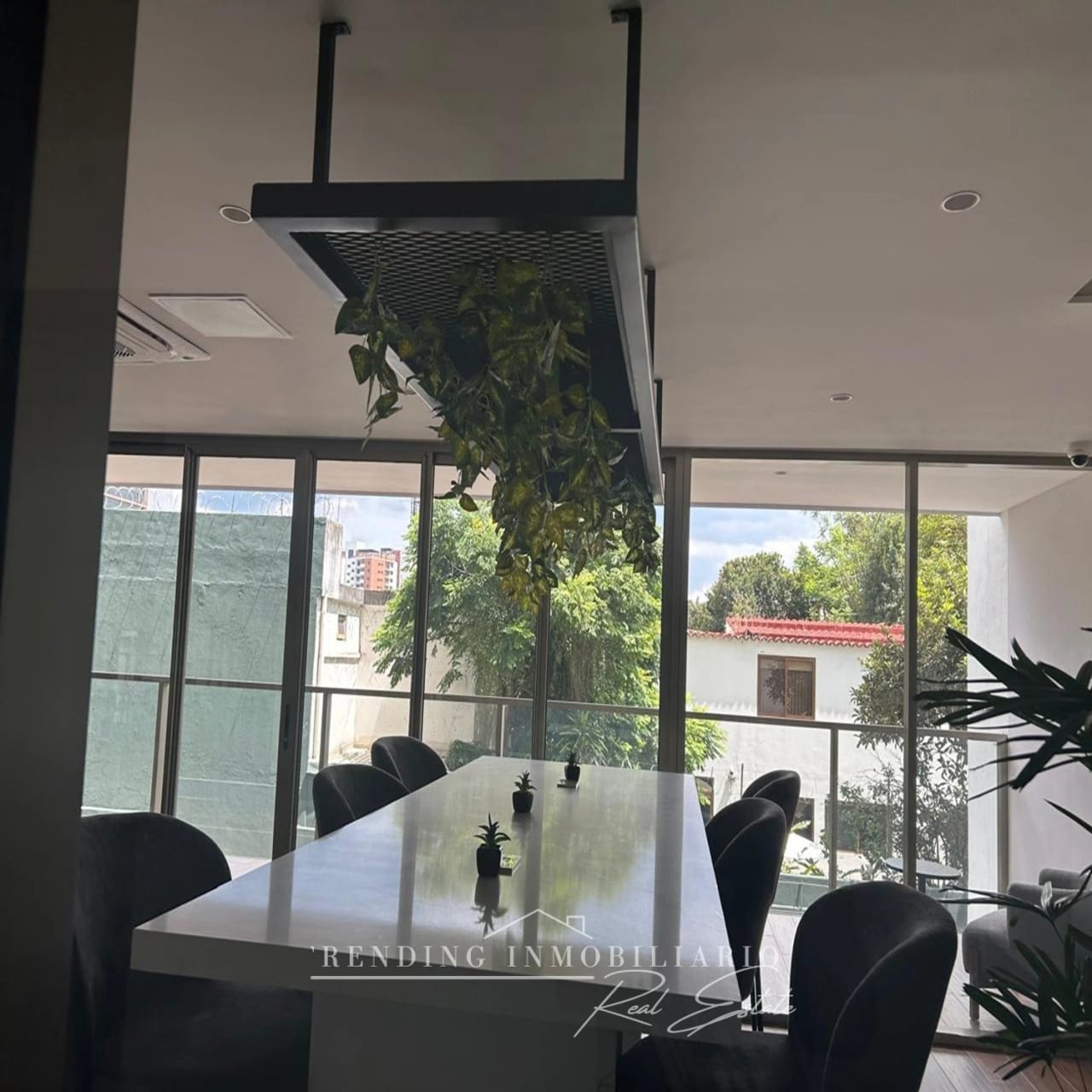 Apartamento en renta zona 10 edificio Atarah de 3 habitaciones + 2 parqueos — Apartamento en Alquiler en Atarah, Zona 10, Guatemala, Ciudad — foto 8 de 9