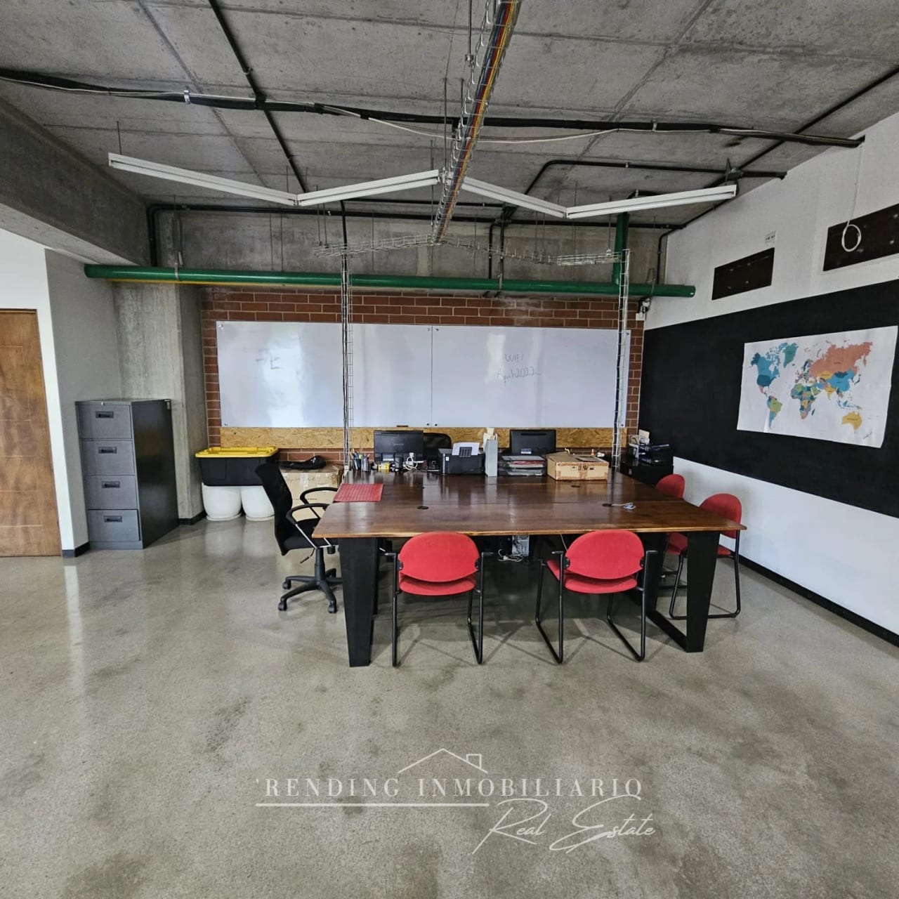 Oficina en venta zona 4 edificio Cuatro 36 de 145m² + 6 parqueos (Ren — Oficina en Venta en Cuatro 36, Zona 4, Guatemala, Ciudad — foto 4 de 11
