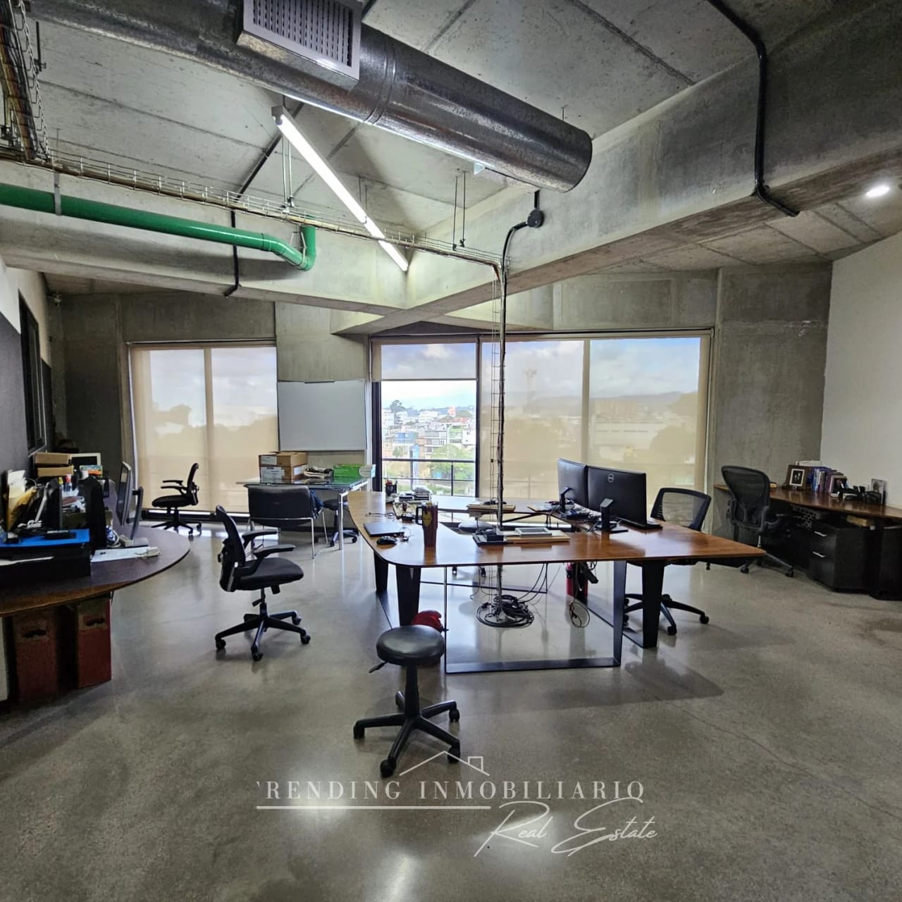 Oficina en venta zona 4 edificio Cuatro 36 de 145m² + 6 parqueos (Ren — Oficina en Venta en Cuatro 36, Zona 4, Guatemala, Ciudad — foto 9 de 11