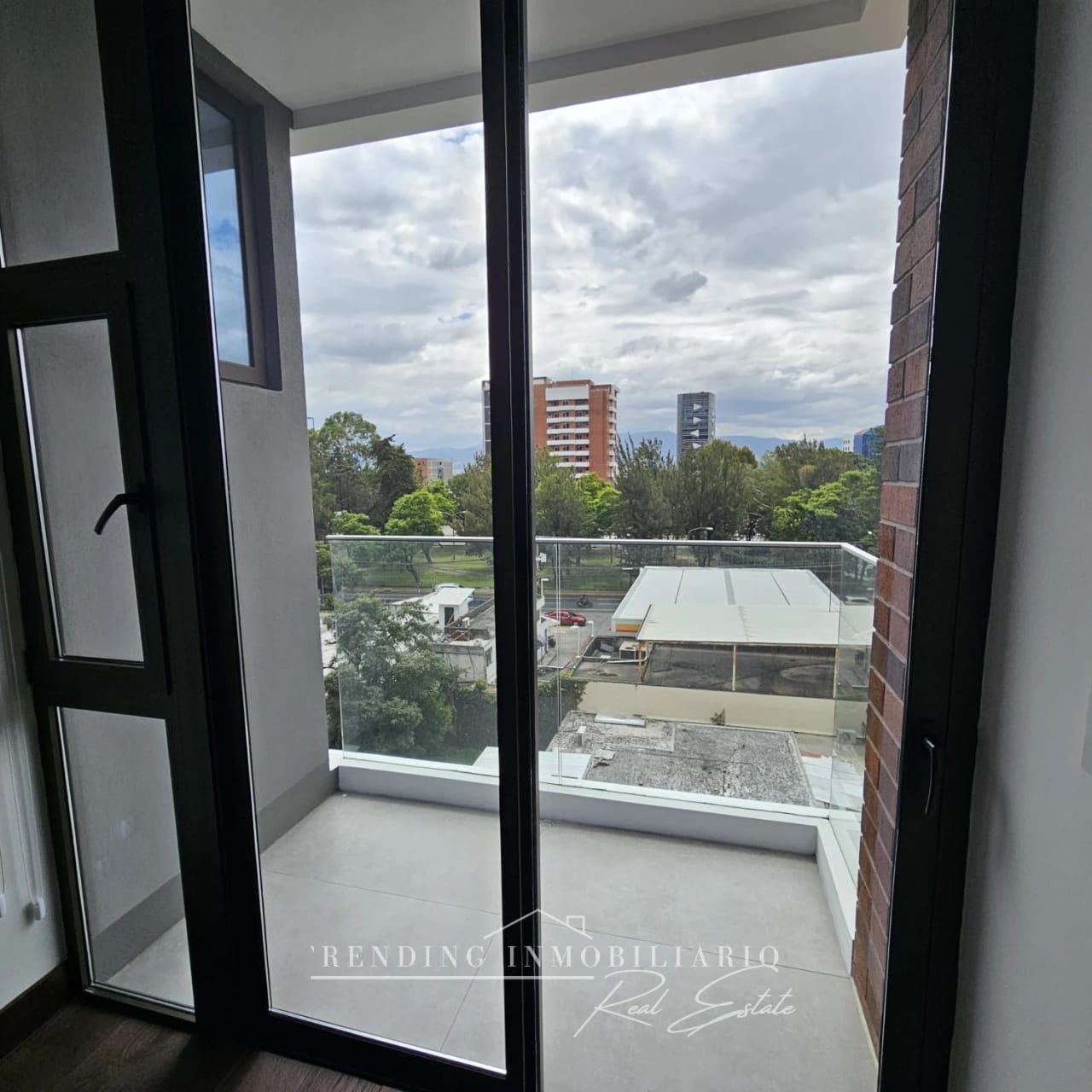 Apartamento en venta zona 14 edificio Echo de 3 habitaciones + 3 parq — Apartamento en Venta en Echo, Zona 14, Guatemala, Ciudad — foto 13 de 17