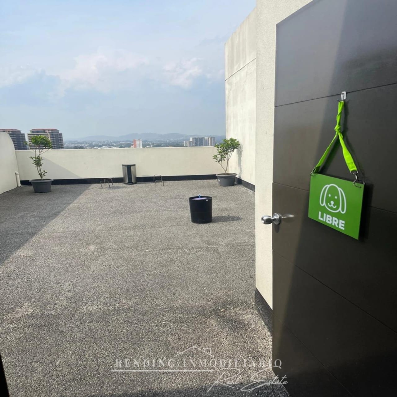 Apartamento amueblado en renta z10 edificio Verona de 2 habitaciones — Apartamento en Alquiler en Verona, Zona 10, Guatemala, Ciudad — foto 10 de 13