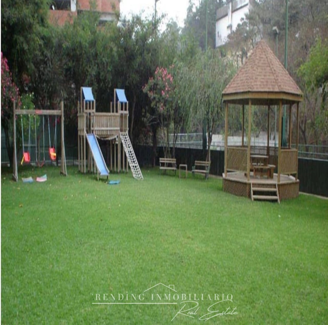 Apartamento amueblado en renta zona 14 edificio Premiere Club de 3 hab — Apartamento en Alquiler en Premiere Club, Zona 14, Guatemala, Ciudad — foto 13 de 14
