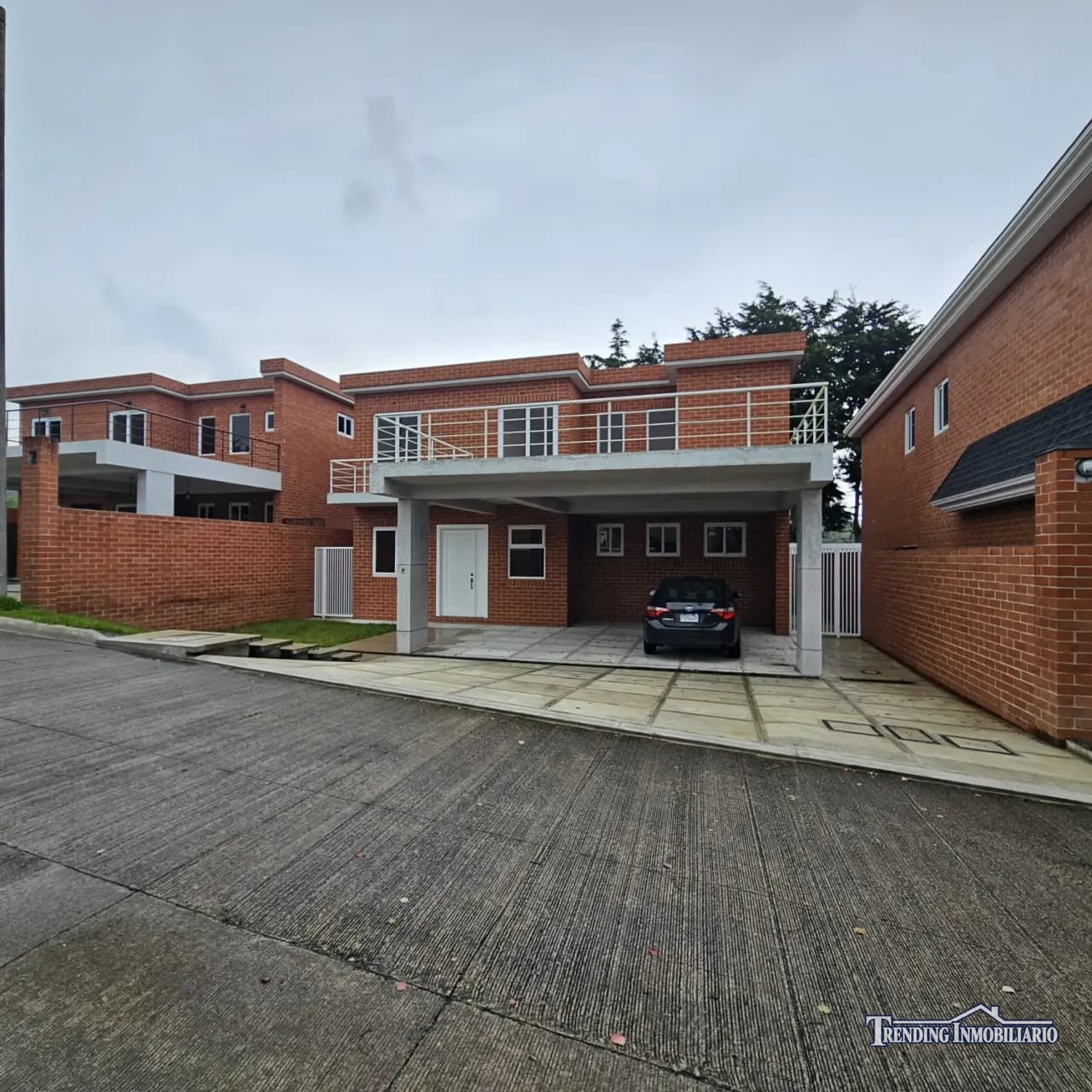 Casa en venta Carre a El Salvador cond Buena Fuente de 4 habitaciones — Casa en Venta en Santa Catarina Pinula, Guatemala, Ciudad — foto 2 de 17