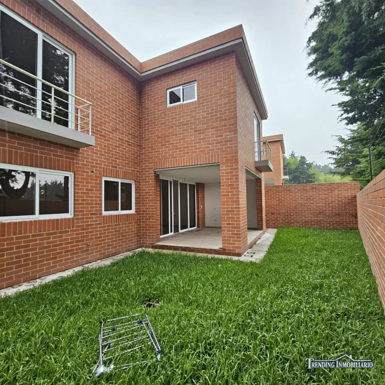 Casa en venta Carre a El Salvador cond Buena Fuente de 4 habitaciones — Casa en Venta en Santa Catarina Pinula, Guatemala, Ciudad — foto 10 de 17