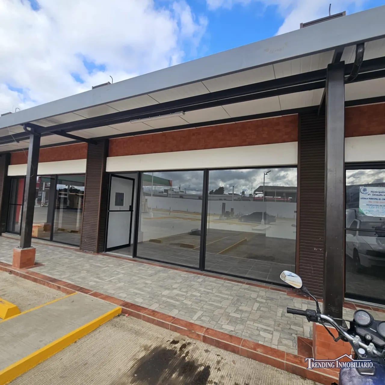 Local comercial en renta Km 50 Chimaltenango Plaza La Pura Uva, 50 m2 — Local en Venta en El Tejar, Chimaltenango — foto 6 de 10