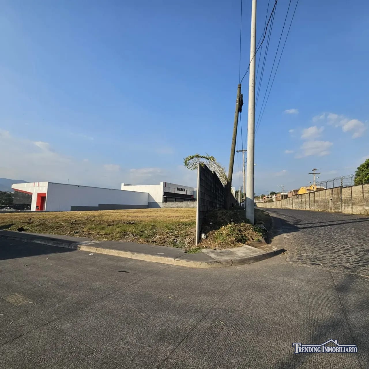 Local comercial en renta Km 62 Autopista Puerto Quetzal de 2,550 m² — Local en Alquiler en Carretera al Pacífico, Escuintla — foto 4 de 6