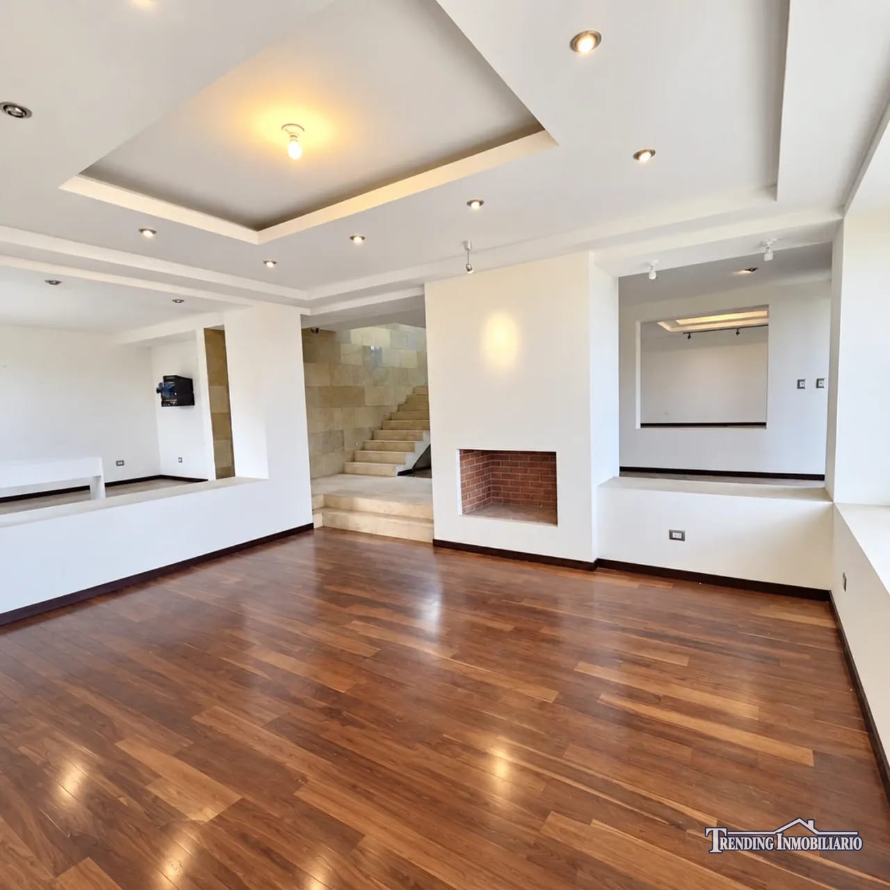 Casa en venta Acacias de Cayalá 4 habitaciones + 6 parqueos — Casa en Venta en Acacias de Cayalá, Zona 16, Guatemala, Ciudad — foto 2 de 17