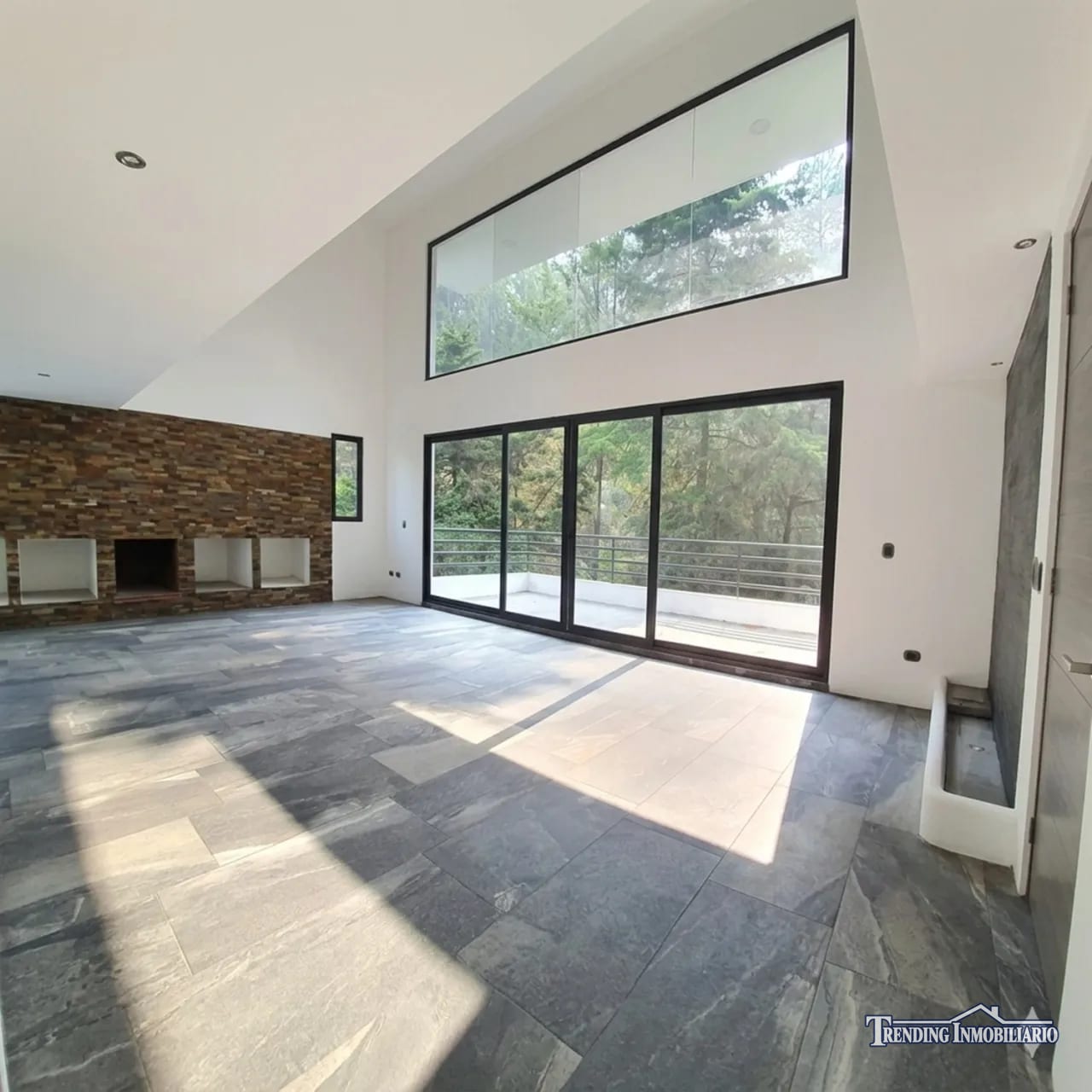 Casa Disponible para Renta en Condominio las Cumbres, Zona 16 — Casa en Alquiler en Las Cumbres, Zona 16, Guatemala, Ciudad — foto 1 de 12