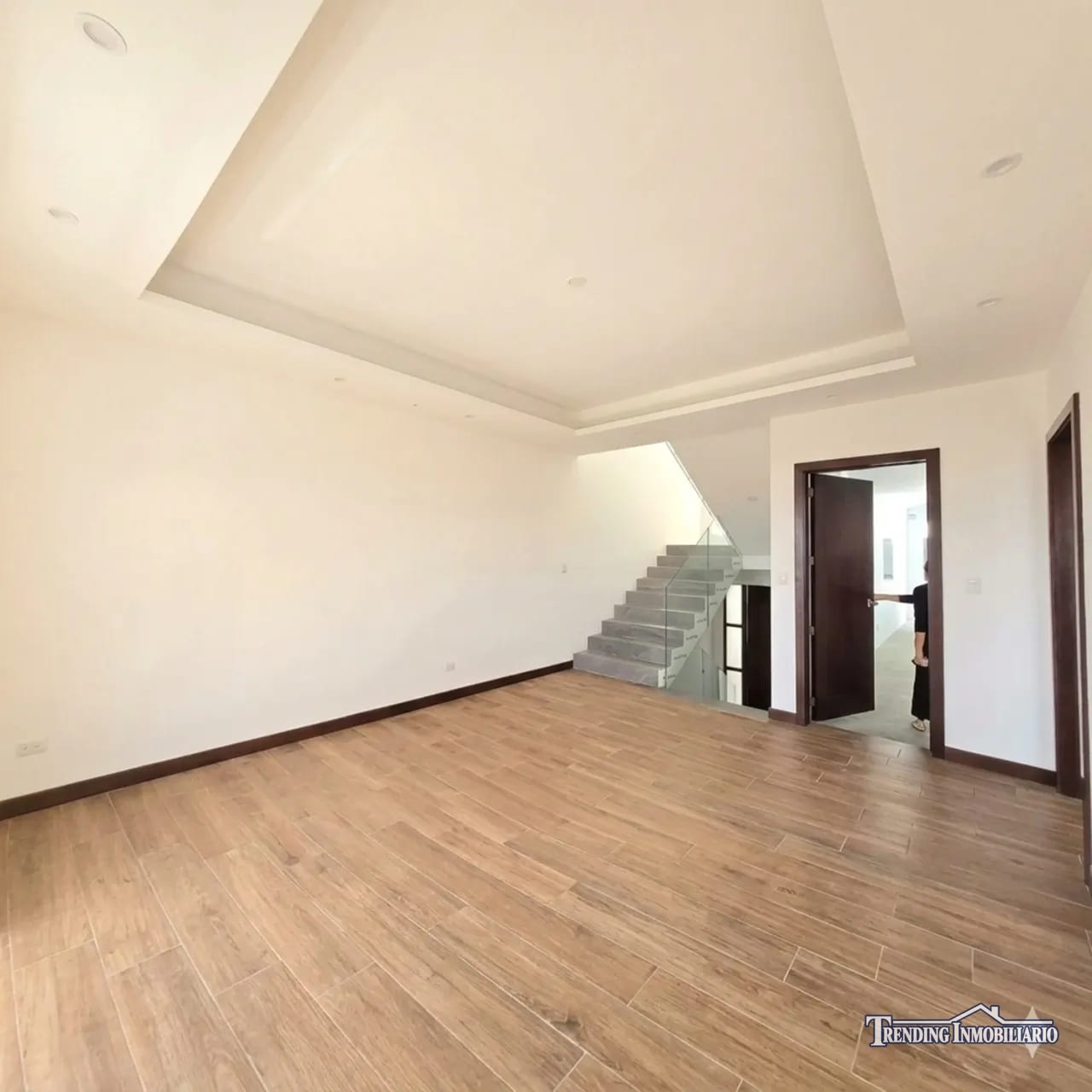 Casa en alquiler Zona 16, Lomas de San Isidro de 4 habitaciones — Casa en Alquiler en Lomas de San Isidro - La Reserva, Zona 16, Guatemala, Ciudad — foto 5 de 11