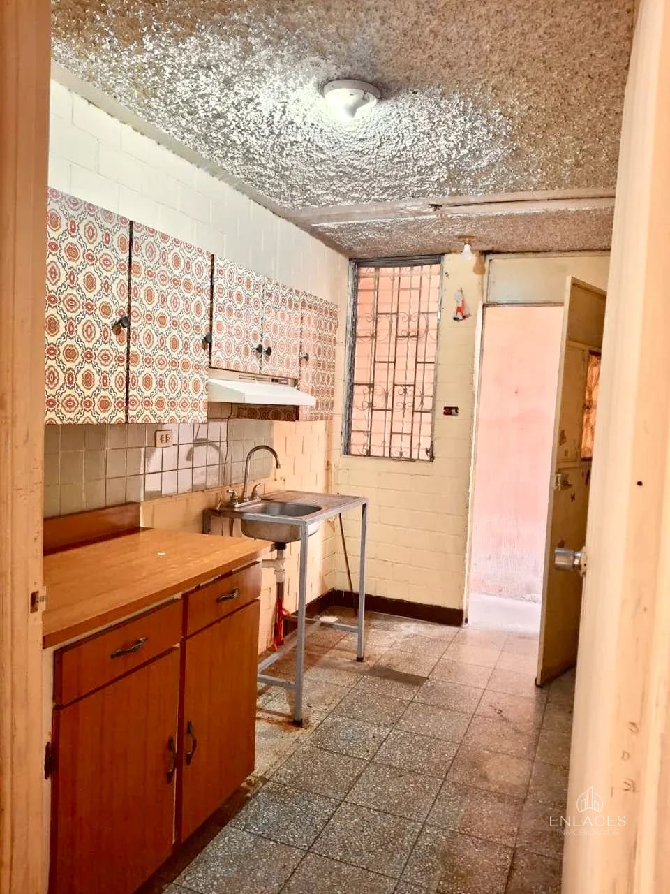 Zona 2 de Mixco • Casa en Venta • Colonia Molino de las Flores — Casa en Venta en Zona 2 Mixco, Guatemala, Ciudad — foto 8 de 11