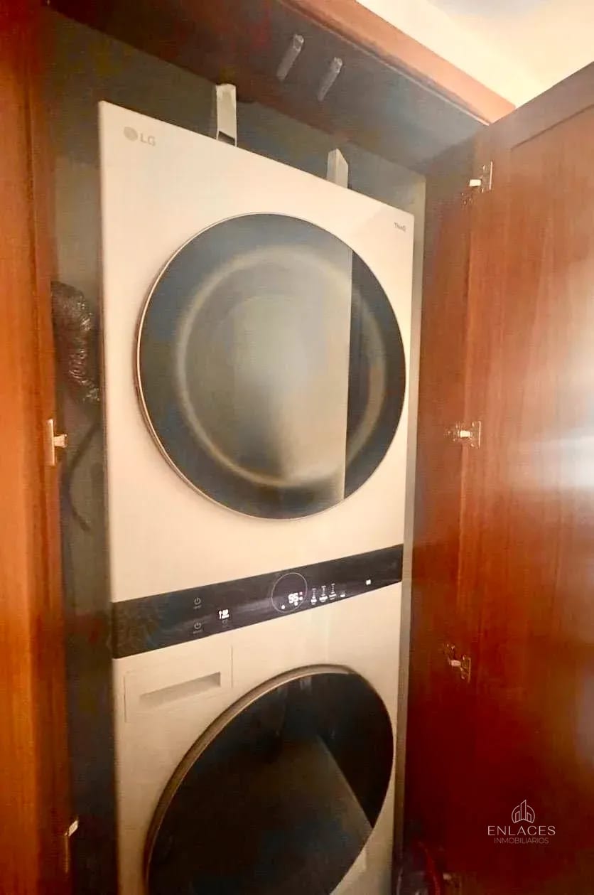 Zona 10 • Apartamento Remodelado en Venta • Jardines de la Villa — Apartamento en Venta en Zona 10, Guatemala, Ciudad — foto 9 de 9