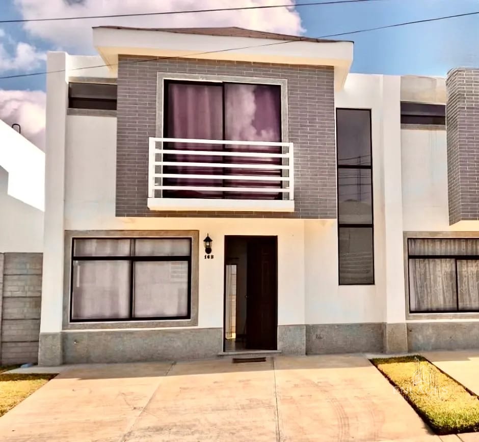 Km. 30 CAES • Casa en Venta • Condado Santa Fe, Sector Altana — Casa en Venta en km 26-30, Carretera a El Salvador, Guatemala, Ciudad — foto 1 de 12
