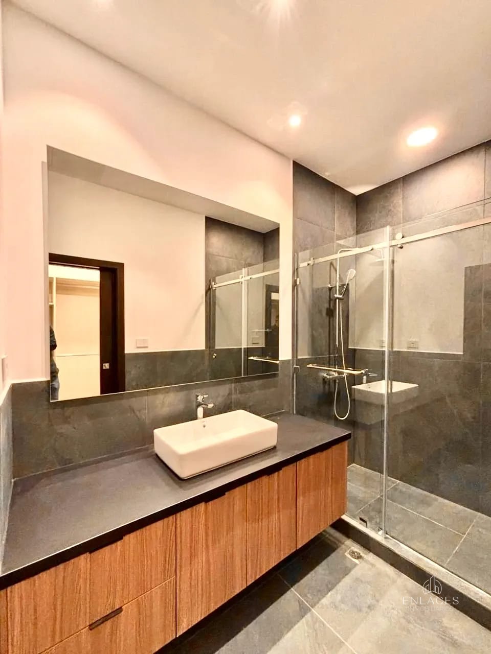 Zona 16 • Apartamento en Renta • Nogales de Cayalá — Apartamento en Alquiler en Ciudad Cayalá, Zona 16, Guatemala, Ciudad — foto 4 de 14