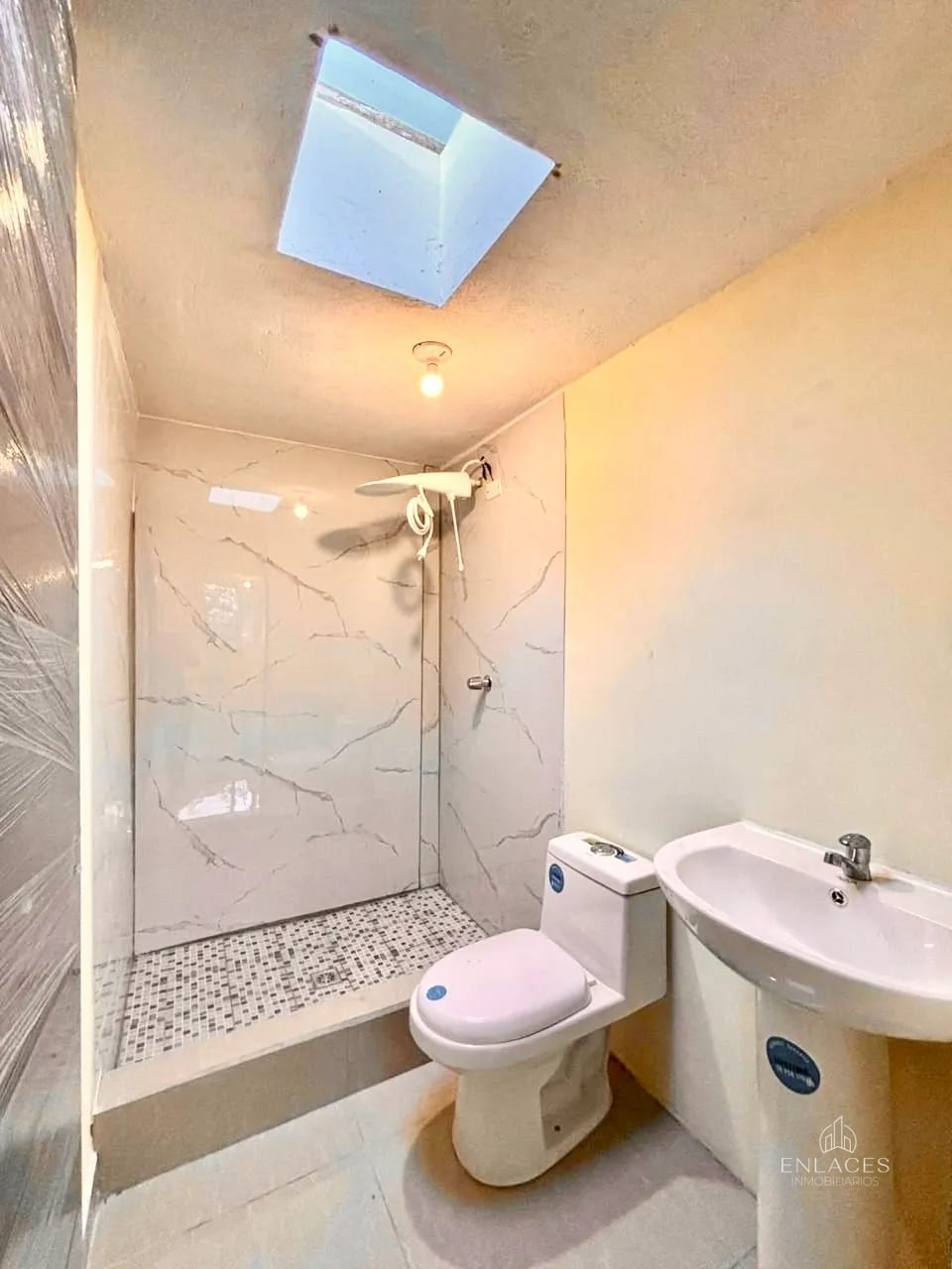 Ciudad San Cristóbal • Casa en Venta • Colonia Panorama — Casa en Venta en Zona 8 Mixco, Guatemala, Ciudad — foto 6 de 12