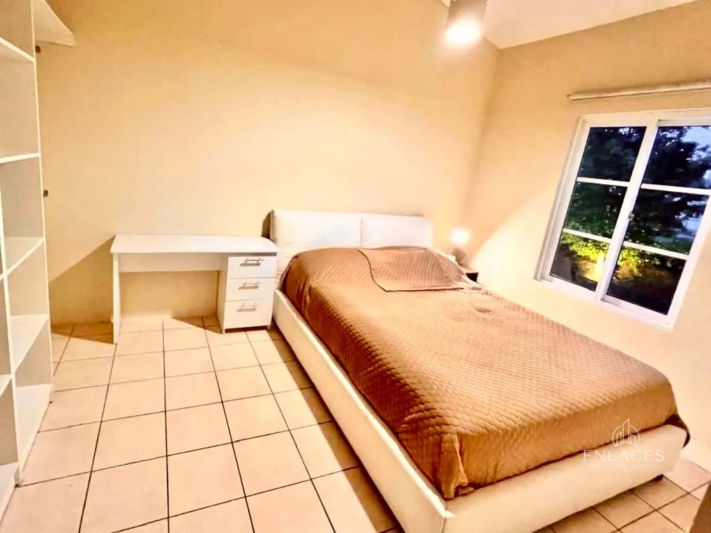 Km 25.5 CAES • Casa Amueblada en Renta/Venta • Condominio Villa Venetto — Casa en Alquiler en Villa Venetto, Carretera a El Salvador, Guatemala, Ciudad — foto 9 de 11