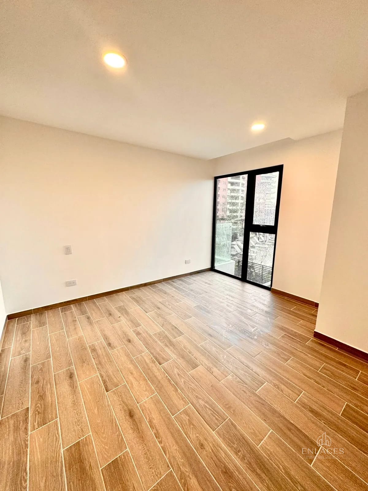 Zona 14 • Apartamento en Venta • Edificio Parque 14 — Apartamento en Venta en Parque 14, Zona 14, Guatemala, Ciudad — foto 10 de 16