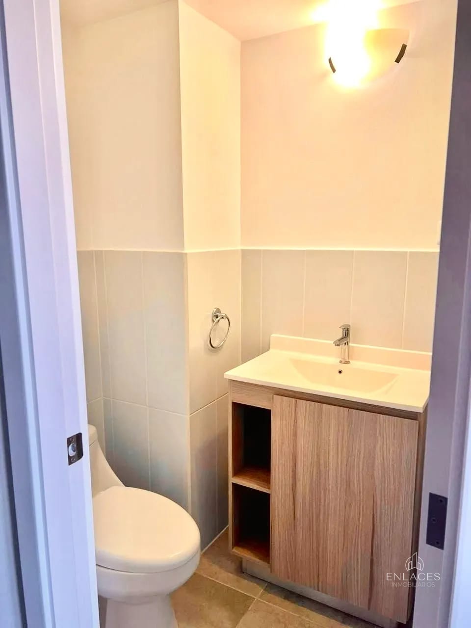 Zona 10 • Apartamento en Venta • Edificio Fiamene — Apartamento en Venta en Fiamene, Zona 10, Guatemala, Ciudad — foto 6 de 7