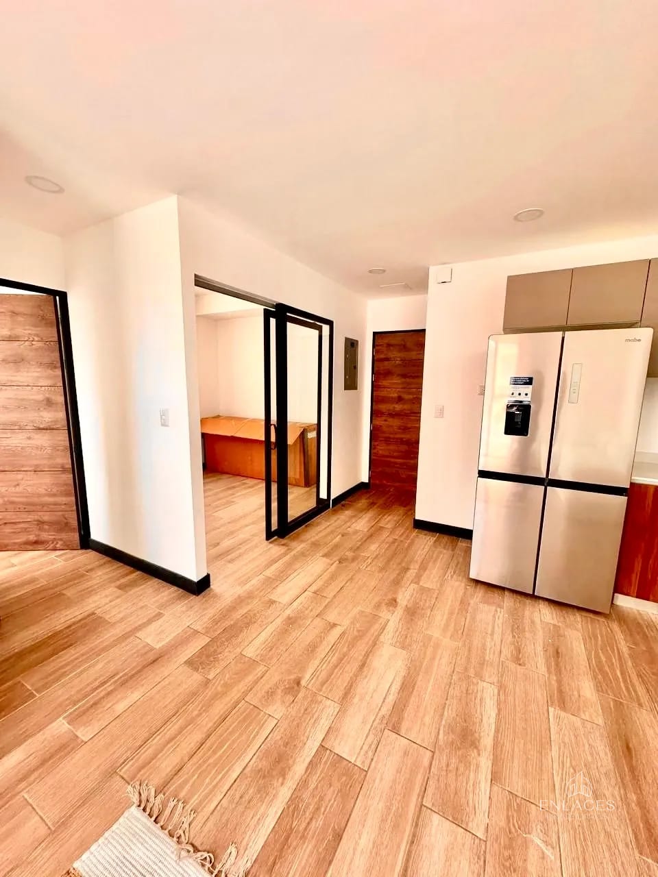Zona 10 • Apartamento en Venta • Edificio Senseti — Apartamento en Venta en Zona 10, Guatemala, Ciudad — foto 2 de 12